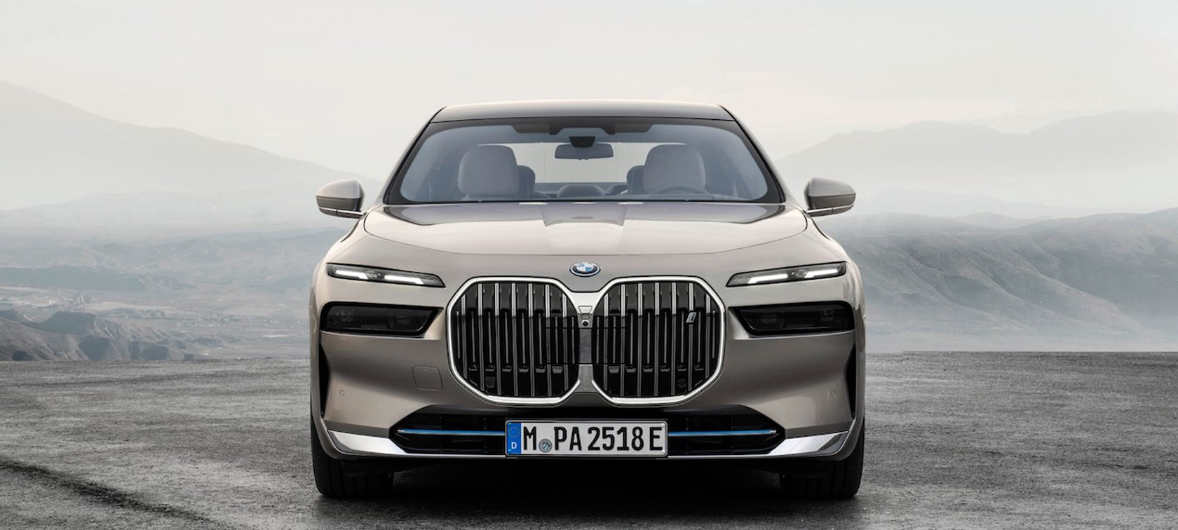 BMW atnaujino 7 seriją – debiutuoja ir prabangus elektromobilis „i7“ BMW atnaujino 7 seriją – debiutuoja ir prabangus elektromobilis „i7“